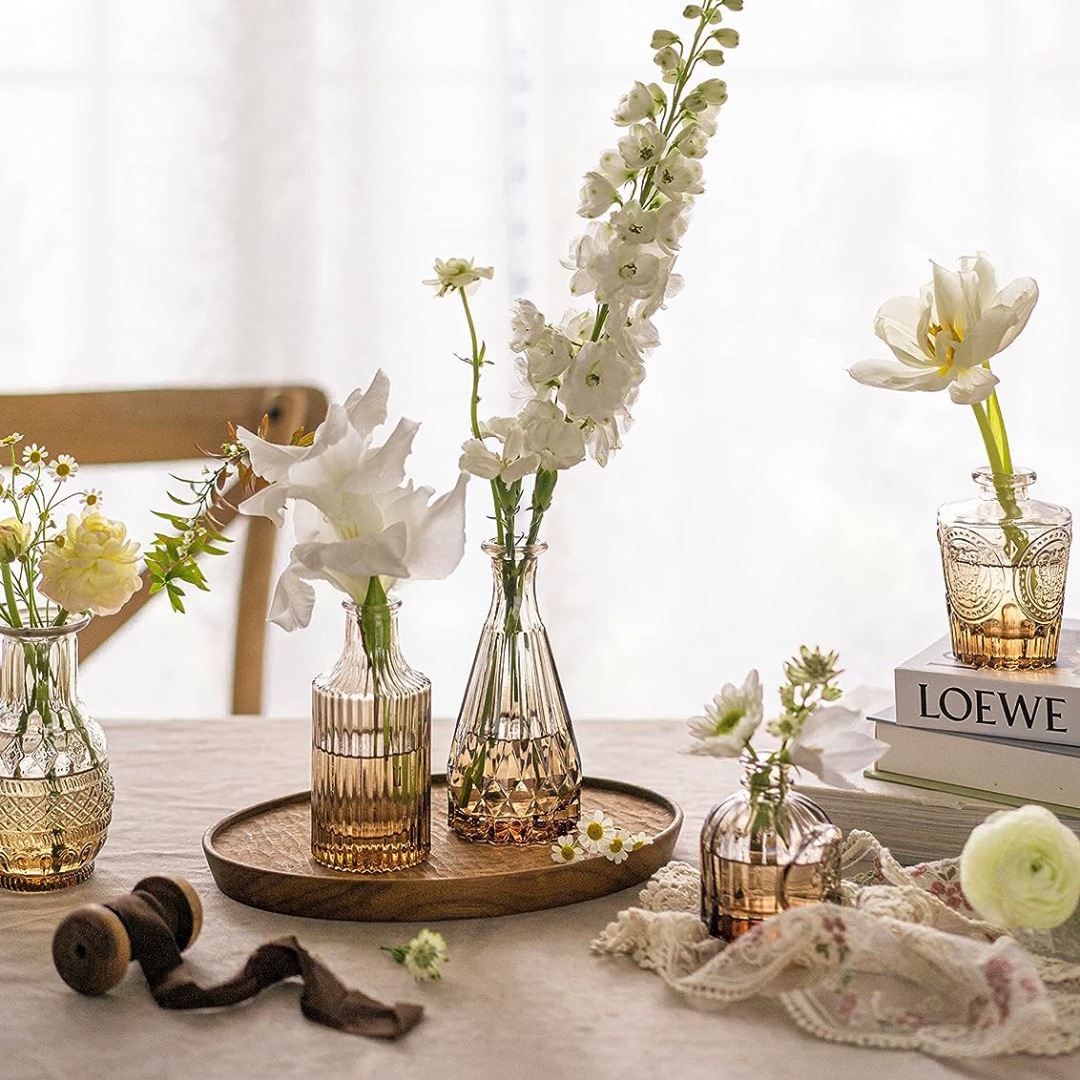 Fábrica a medida de vasos de vidrio europeos en el viento de alto valor de decoración de escritorio botella de fragancia pequeña botella de alta calidad