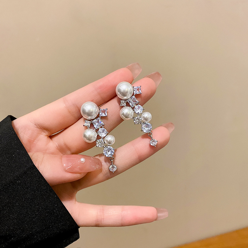 925 silver needle design Pearl Rhinestone earrings women's retro personalized tassel earrings 2022 new ear jewelry 925 silver needle design Pearl Rhinestone earrings women's retro personalized tassel earrings 2022 new ear jewelry