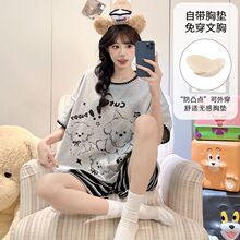 �����ļ��¿�˯��Ů������ͨ���ص����̿���Ů�Ҿӷ�