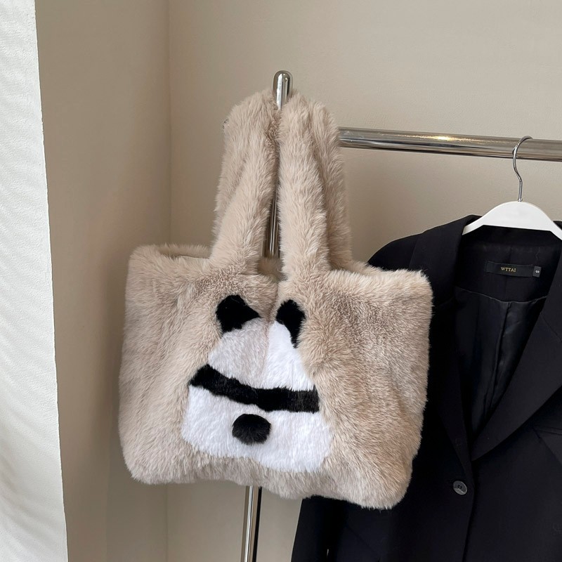 Panda peludo bolso grande mujer 2024 nuevo bolso de clase para estudiantes universitarios de moda otoño e invierno con bolso especial bajo la axila