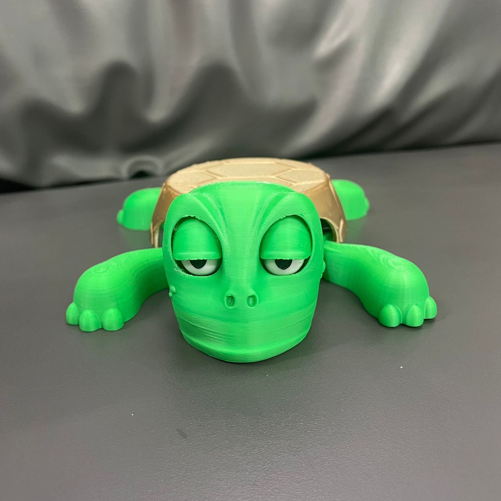 3D 프린팅된 거북이 코스터(opp)