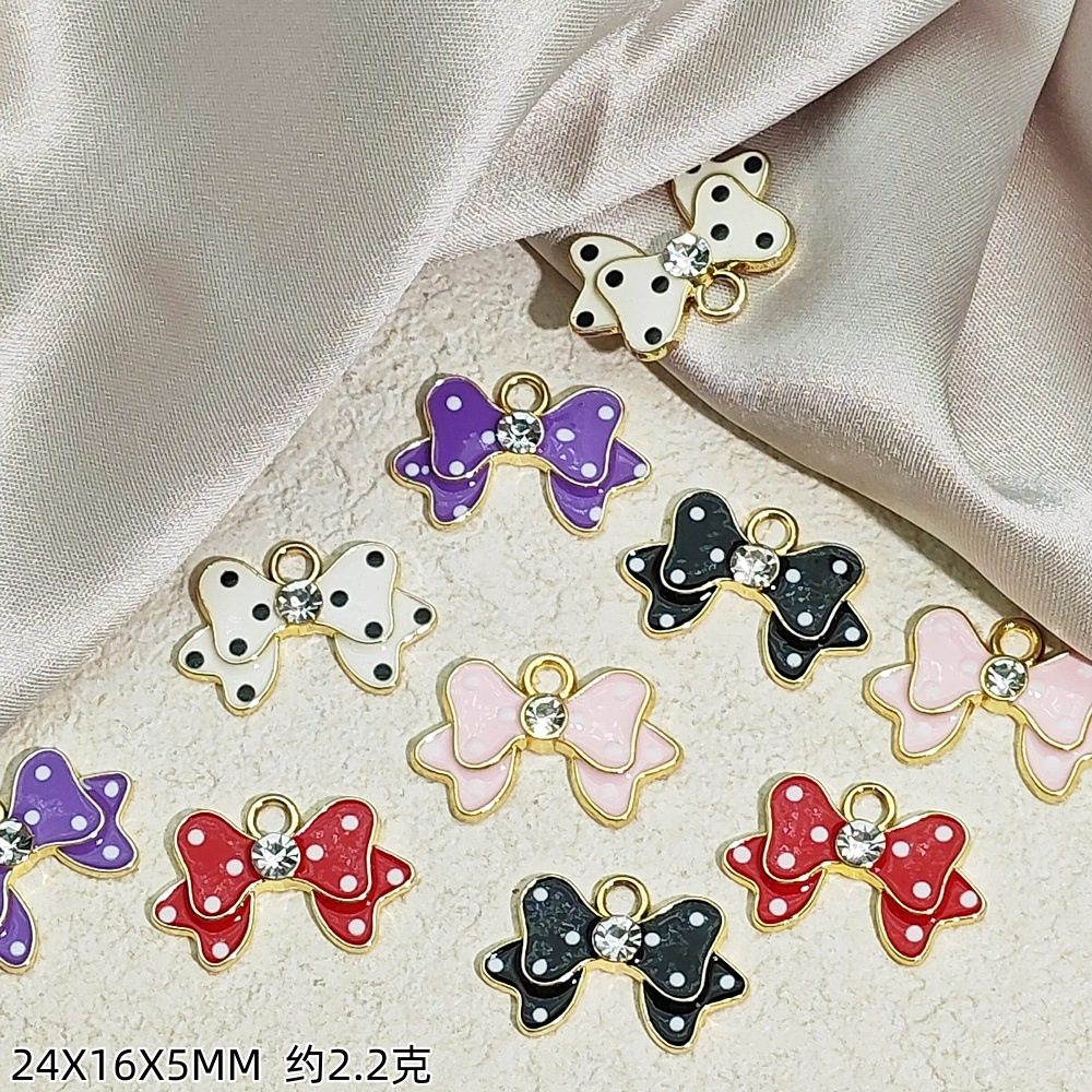 Exquisitos accesorios de joyería colgante de diamante de alta protección ultravioleta al por mayor collar DIY artesanal colgante de materiales de ropa de pulsera