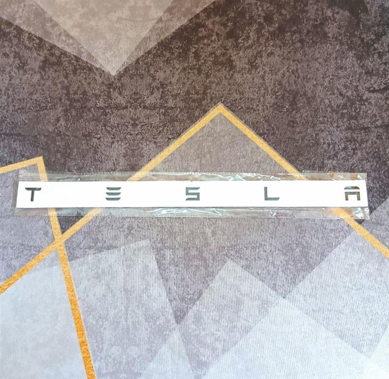 Tesla car emblem, suitable for Model 3 and Model Y, for front and rear car emblem modification, featuring English lettering