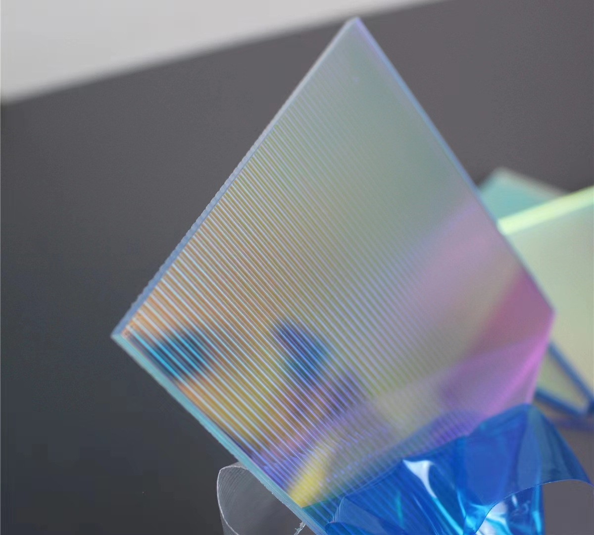 佛山厂家直供亚克力条纹炫彩板彩虹板石头纹渐变色装饰板