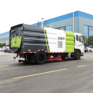 16方扫路车 实用性广 全天侯作业 即可干式作业 又可湿式作业