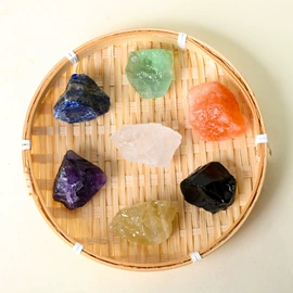 水晶工艺品;宝石工艺品;其他工艺品