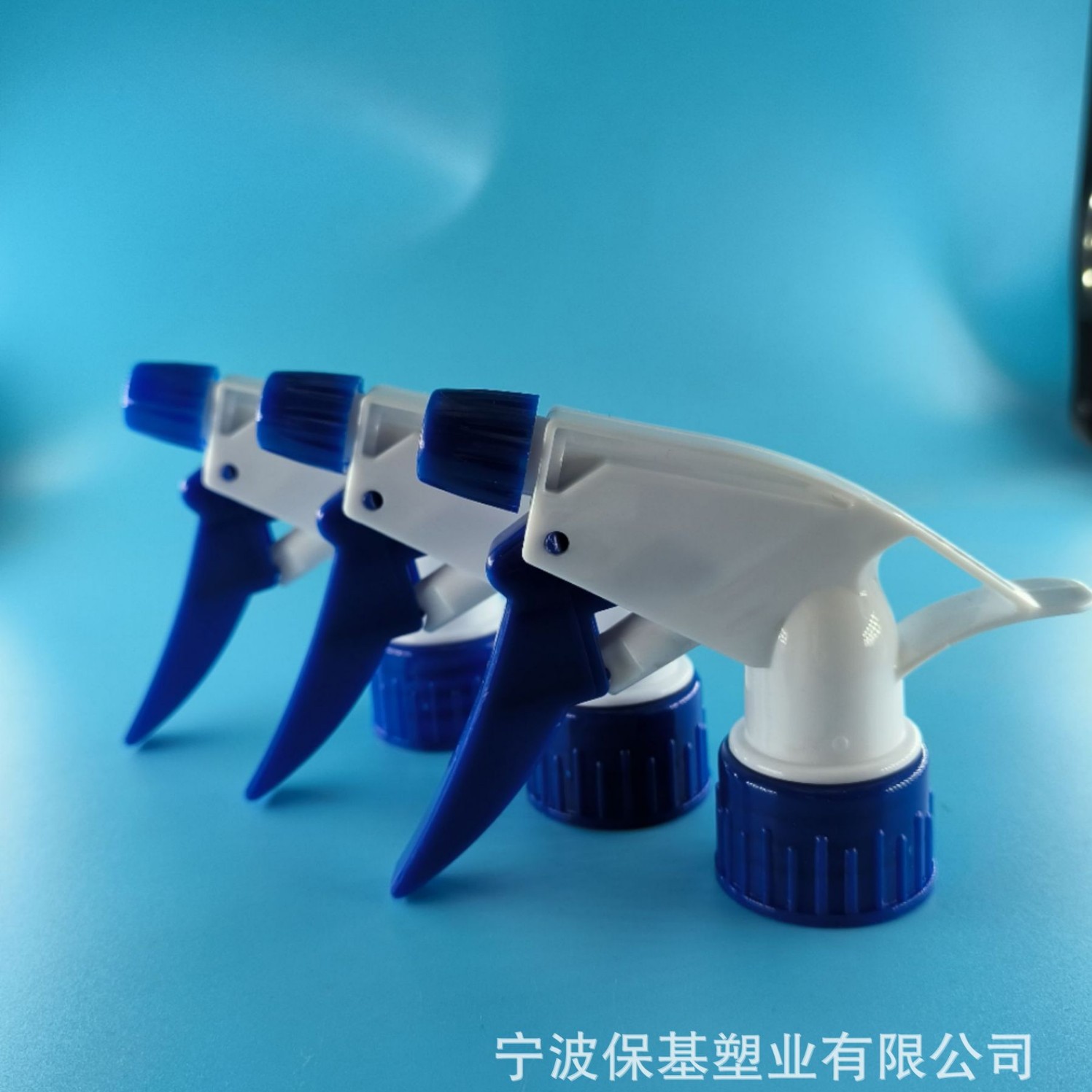 小型美发家用喷嘴饮料瓶通用喷头喷雾器喷水喷壶园艺浇花手压雾化