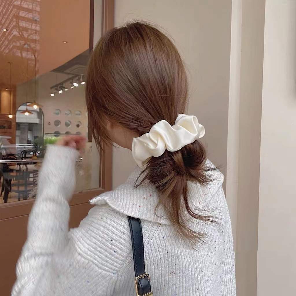 Fashion Solid Color Cloth Pleated Hair Tie 1 Piece display picture 1