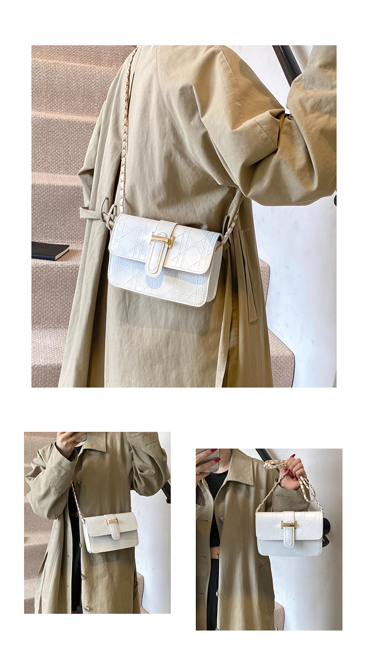 This stylish, high-quality, and trendy hand-held crossbody bag is a new cross-border women's bag for autumn and winter 2024. It features a checkered commuter single-shoulder bag undefined