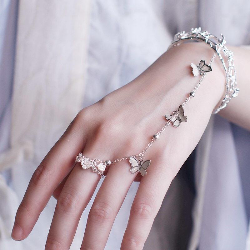 Hanfu Bracelet Ring One-piece Chinese Antique Bracelet Tassel Palace Bell Vintage Opening Fairy Bride Hand Accessories