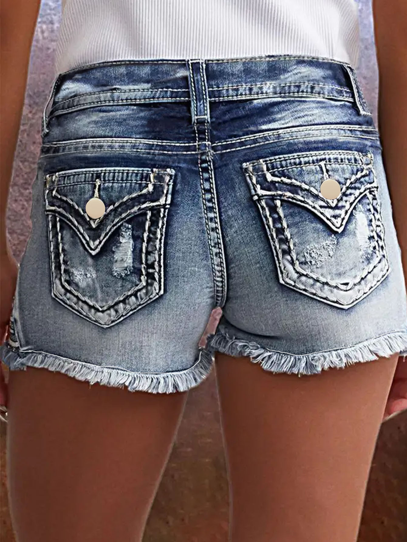 Women's European And American Fashion Ins Hot Style Elastic Patch Embroidered Ripped Denim Shorts_ecoleips.com