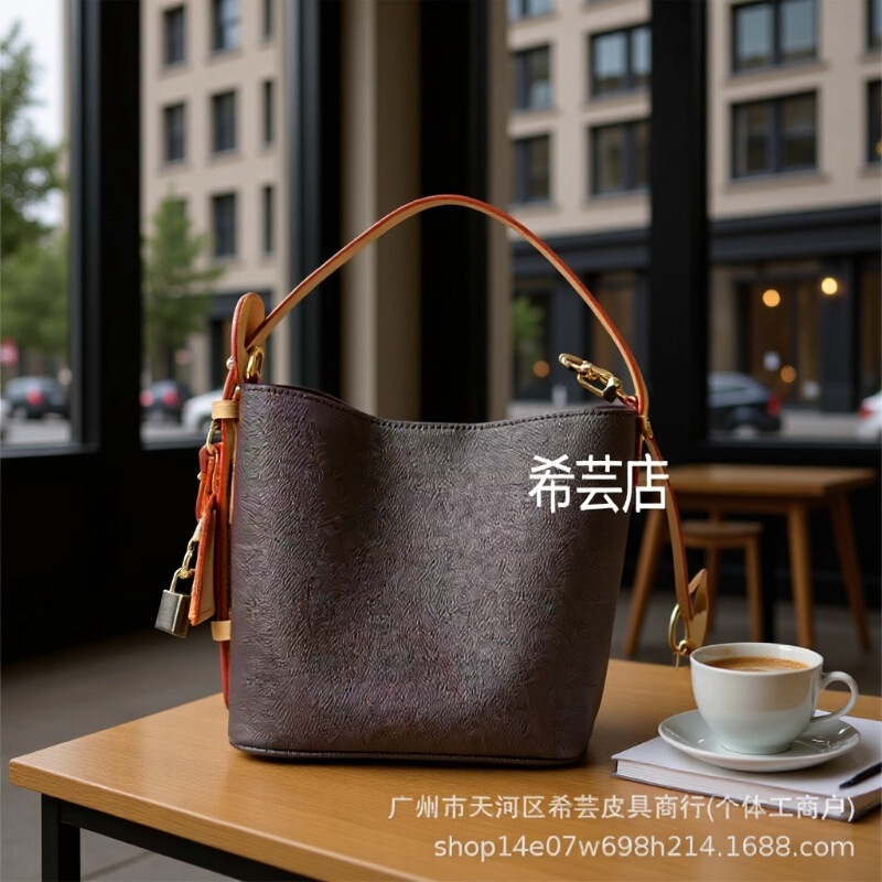 Original Factory All-Steel Allinbb Monogram Bucket Bag, Single Shoulder Crossbody, Murakami Takashi White Tri-Color Genuine Leather Women's Bag Original Factory All-Steel Allinbb Monogram Bucket Bag, Single Shoulder Crossbody, Murakami Takashi White Tri-Color Genuine Leather Women's Bag