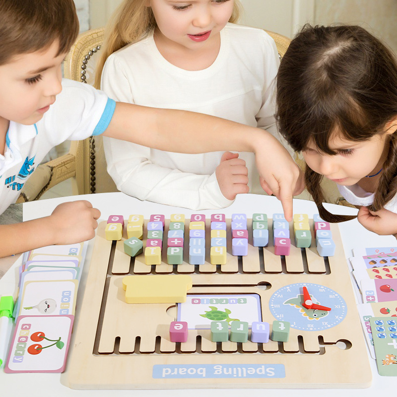 Nuevos juguetes de ortografía de madera para encontrar posiciones, bloques de construcción alfanuméricos con tarjetas ricas para ayudar a los niños a aprender