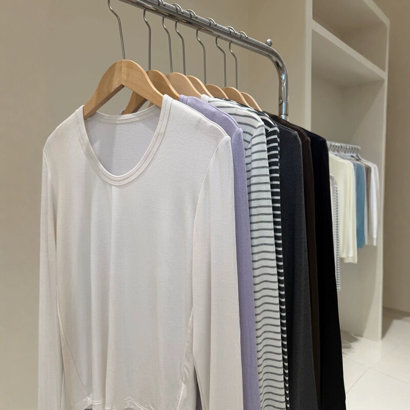 Autumn and winter women's acetate wool base shirt, Tencel Lyocell U-neck Korean style T-shirt, striped slim-fit long-sleeve knit top Autumn and winter women's acetate wool base shirt, Tencel Lyocell U-neck Korean style T-shirt, striped slim-fit long-sleeve knit top
