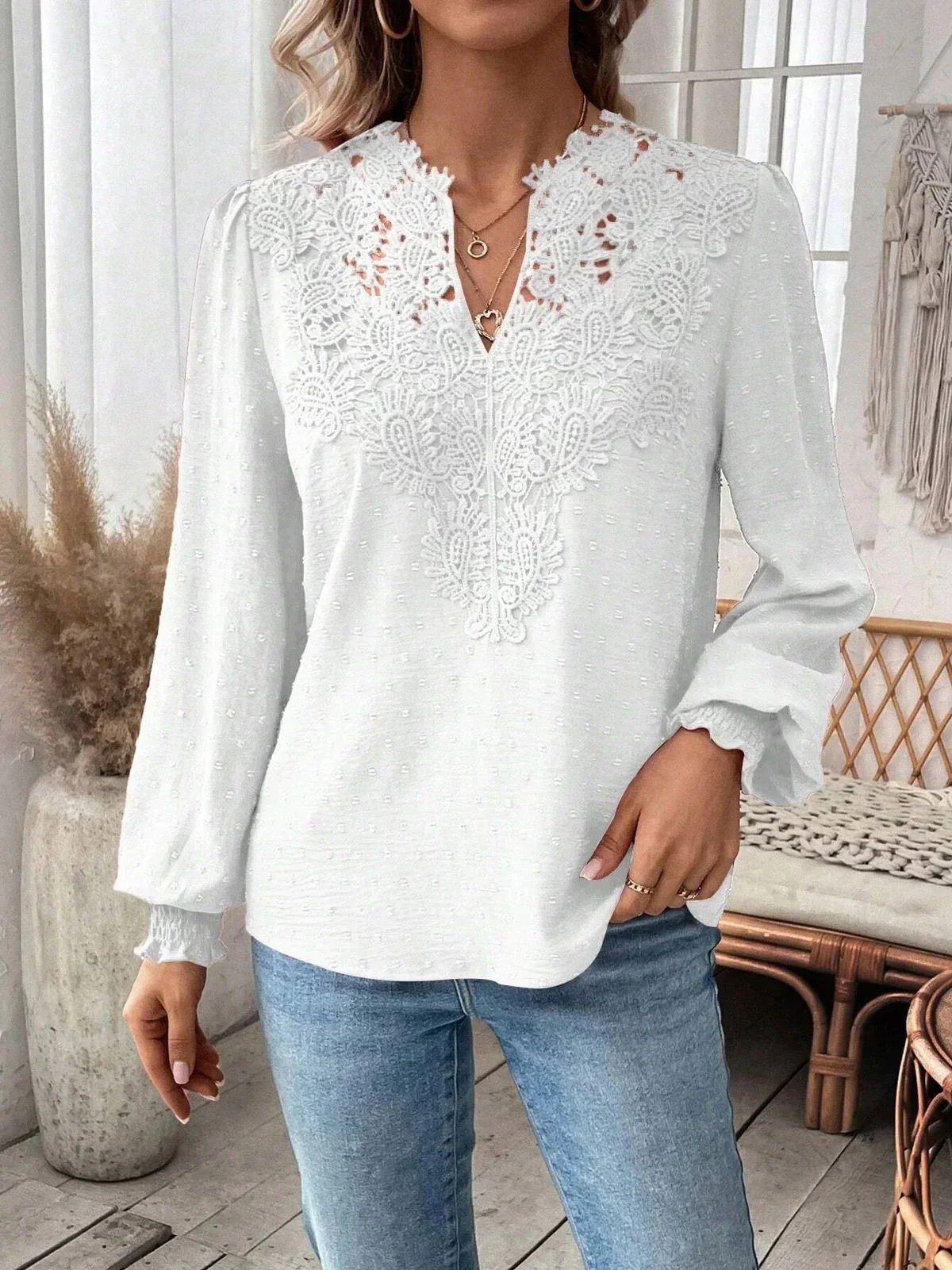 Women's New V-neck Lace Patchwork Long Sleeved Casual Shirt Women's Top_voghion.com