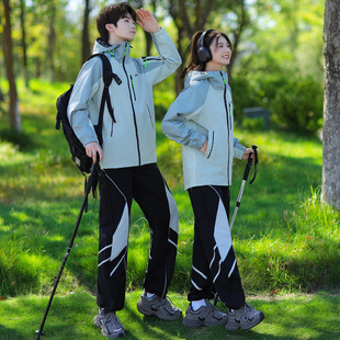 Real Shot of Couple's Preppy Style Autumn and Winter Outwears, Three-Piece Men's and Women's Suits, School Uniforms, Class Uniforms, Sportswear, Large Sizes