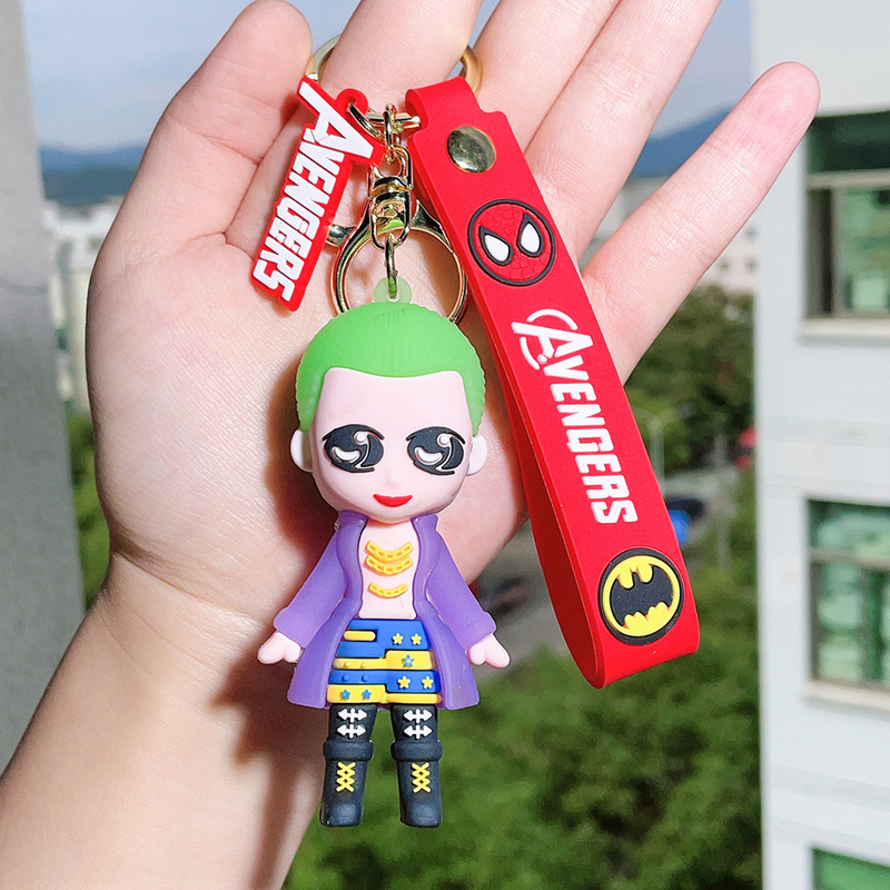 スーパーヒーローキーホルダージョーカーガールジョーカーキーホルダーサイコパスハーレークイン人形ペンダント|undefined