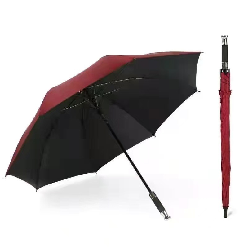 傘の長い柄を長くして、超厚い二人の日焼け止めは風の晴れた雨に抵抗します。|undefined