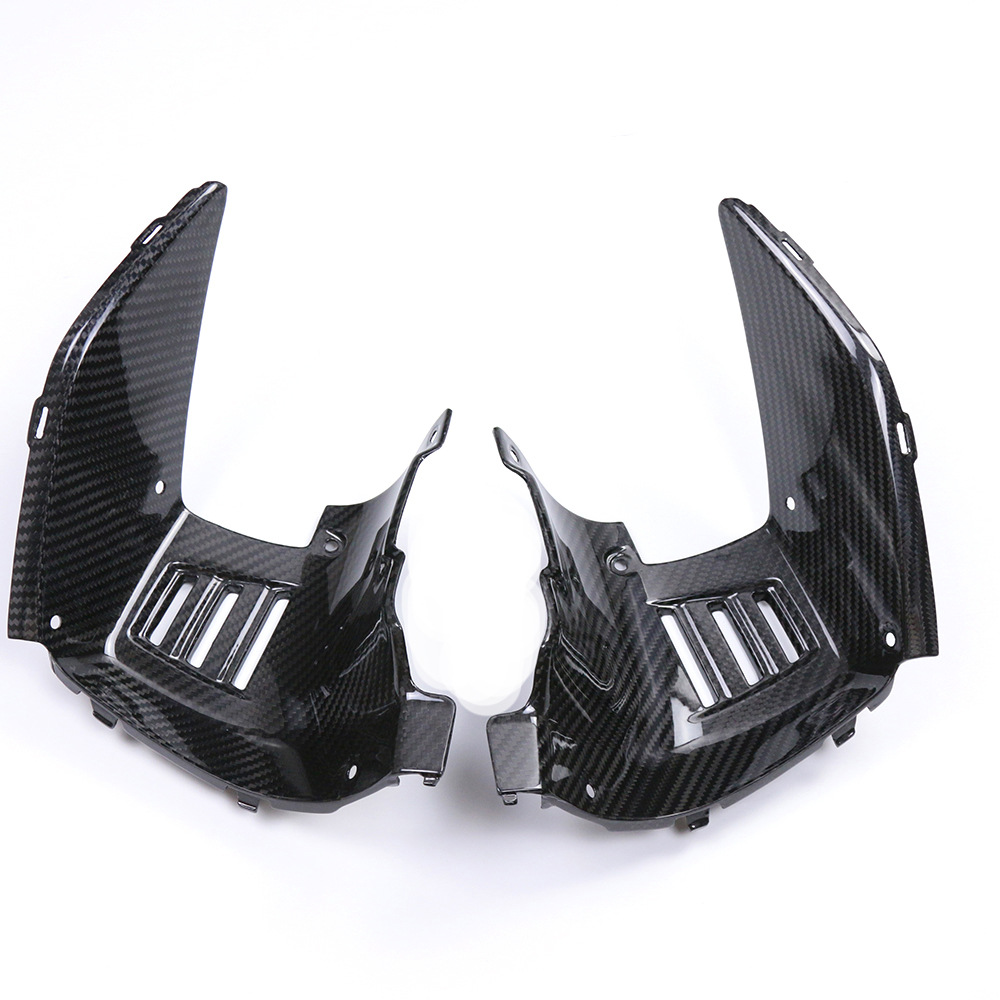 Suitable for CFMOTO spring wind 800NK sharp + modified carbon fiber shell parts fuel tank forward gas decorative plate