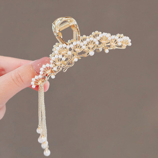 Metal Antique Pearl Tassel Clamp Large 2022 Internet Celebrity New Back Head Hairpin Senior Shark Clip for Women