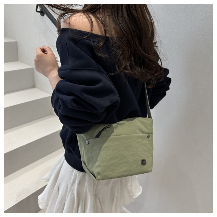 89g Weight Nylon Lining Material Zipper Closure Type Single Shoulder Strap Strap Type Shoulder Bag, Crossbody Bag Bags Type Casual Occasion Nylon Material Solid Color Pattern All Seasons Season Women's Gender Basic, Classic Style Style Square Shape Women's Nylon Solid Color Basic Classic Style Square Zipper Shoulder Bag Crossbody Bag 2