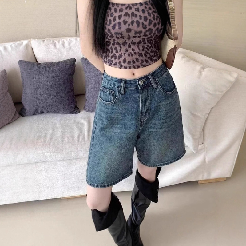 Women's Trendy Denim Shorts, Versatile Summer Thin New Style, High-Waisted Retro, Petite Loose Straight-Cut Slimming Five-Point Shorts Women's Trendy Denim Shorts, Versatile Summer Thin New Style, High-Waisted Retro, Petite Loose Straight-Cut Slimming Five-Point Shorts