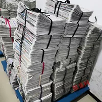 Большой лист отходов старых газет для покраски автомобилей, чистые старые газет для украшения, наполнение упаковки для домашних животных, протирание стекла, отходов старых газет