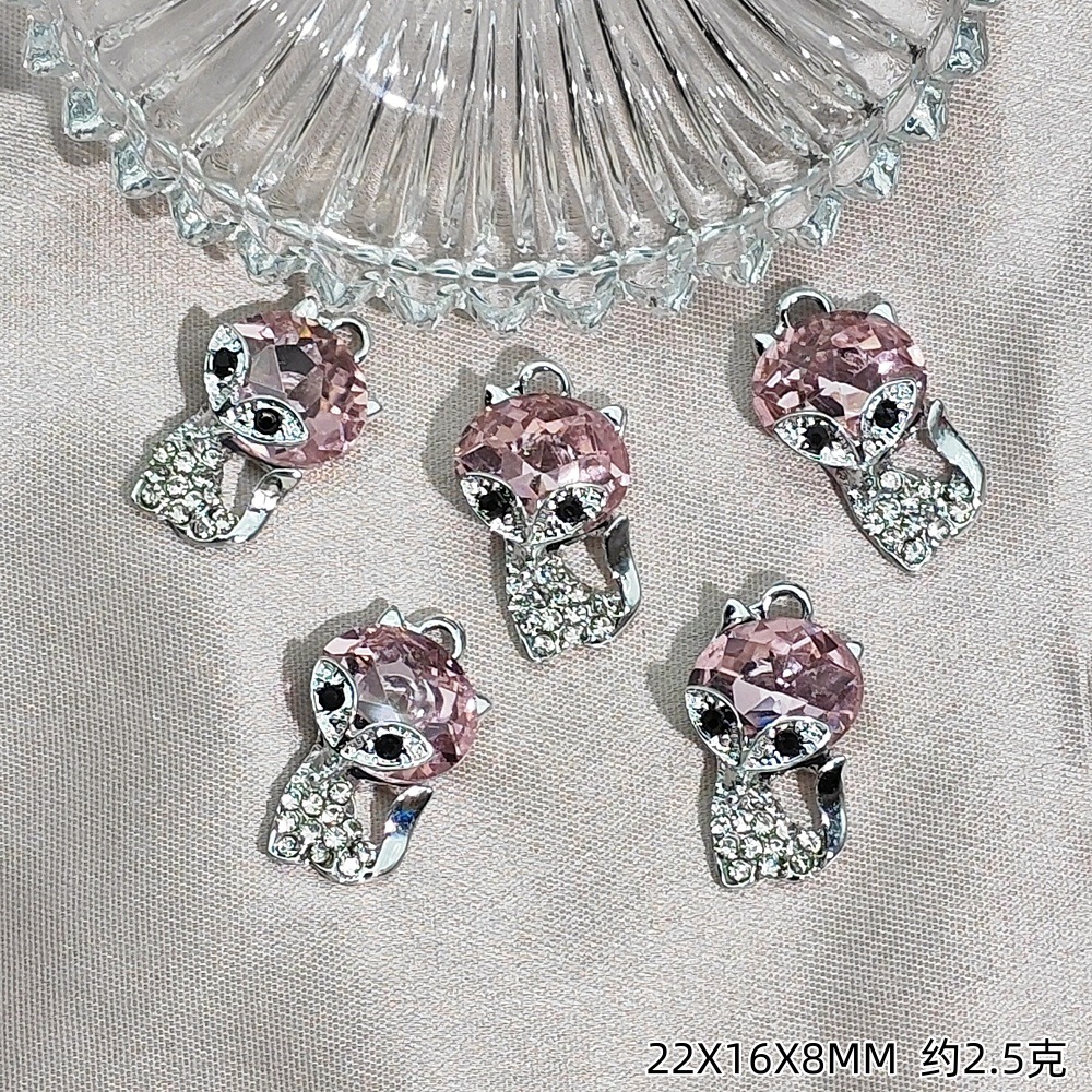 Exquisitos accesorios de joyería colgante de diamante de alta protección ultravioleta al por mayor collar DIY artesanal colgante de materiales de ropa de pulsera