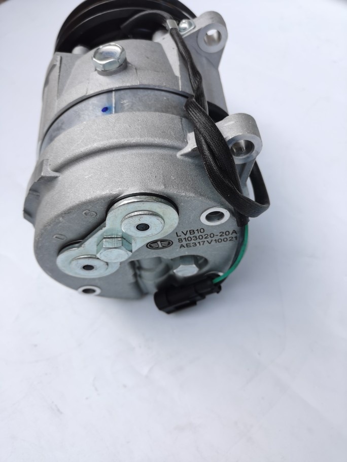 Original Faw Liberation small J6 compressor liberation J6L automobile air conditioning compressor cold pump air conditioning pump cold air pump