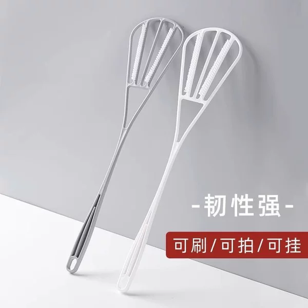 Duvet and down jacket beater with long handle, pillow and quilt dusting brush for home cleaning