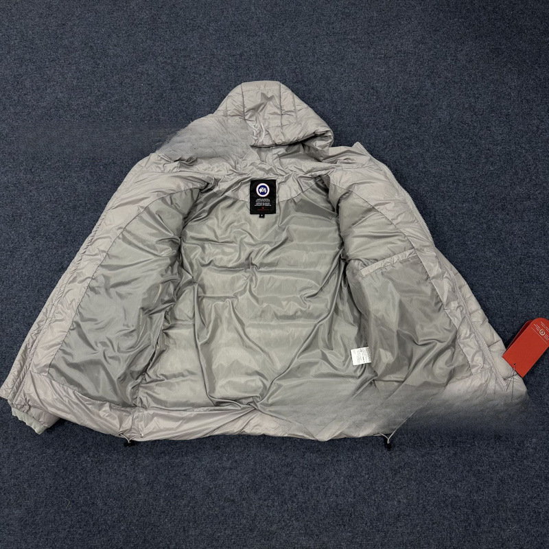 Transfronterizo para GANS GOOSE algodón pareja masculina y femenina 1 / 1 insignia europea encapuchada ropa de pan spot