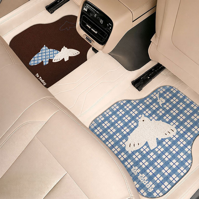 Fresh checkered pattern silk loop car floor mats, easy to clean and dirt-resistant, direct from the factory