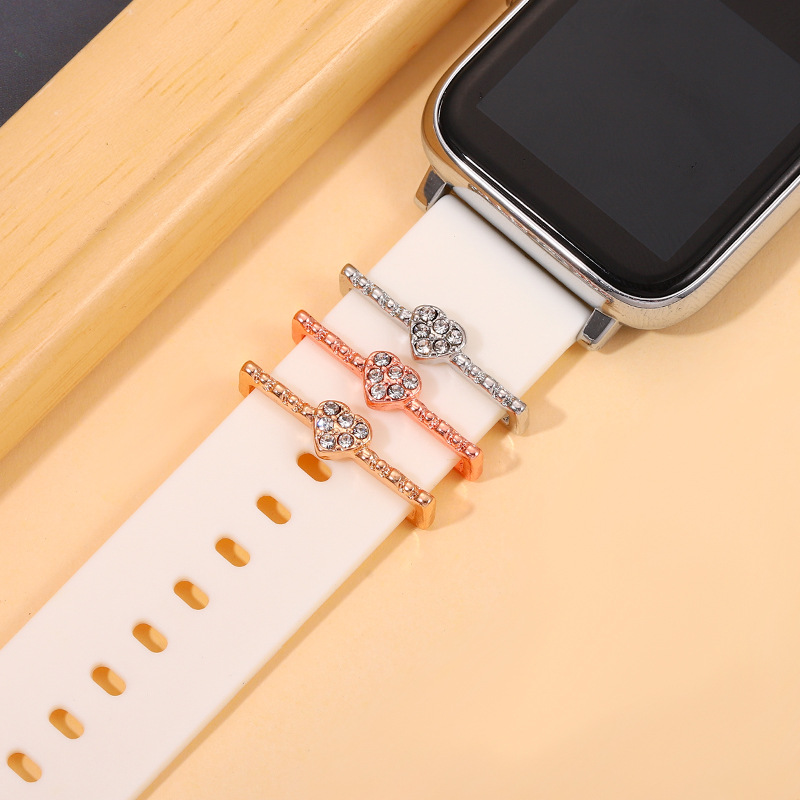 Anillo decorativo con forma de corazón incrustado con diamantes para correa de Apple Watch, estilo moderno y elegante