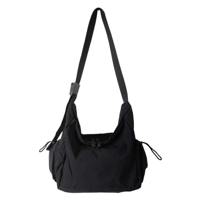Nuevo estilo coreano versátil casual bolsa de asas de nylon para estudiantes mujeres nicho diseño ligero de gran capacidad hombro mensajero bolsa