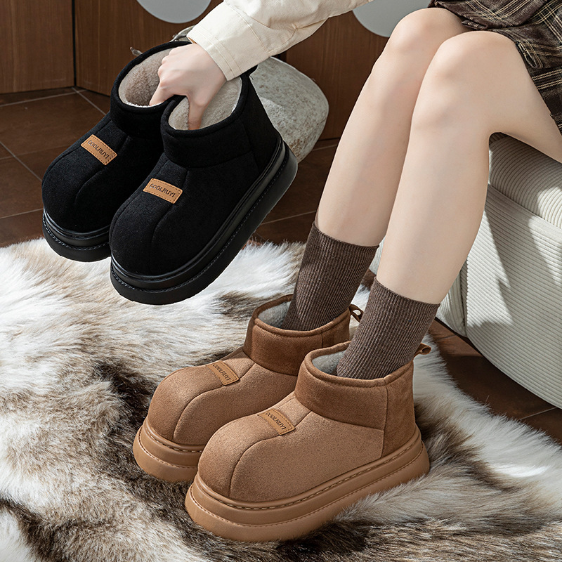Women's thick-soled snow boots for winter, with added fleece and thickened insulation, warm, closed-back cotton slippers for home and outdoor wear, retro style with height-increasing fur Women's thick-soled snow boots for winter, with added fleece and thickened insulation, warm, closed-back cotton slippers for home and outdoor wear, retro style with height-increasing fur