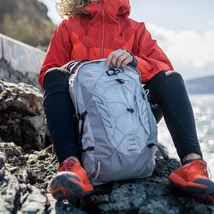Little Eagle's Same Style Replacement Without Label Storm 9L Men's and Women's Outdoor Backpack Mountaineering Bag Backpack Hiking Backpack
