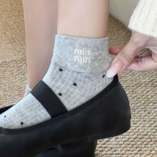 �����m��Ůmiuϵ���c��Ͳ�m����͸����m�n���|���Tͬ���Ů�m