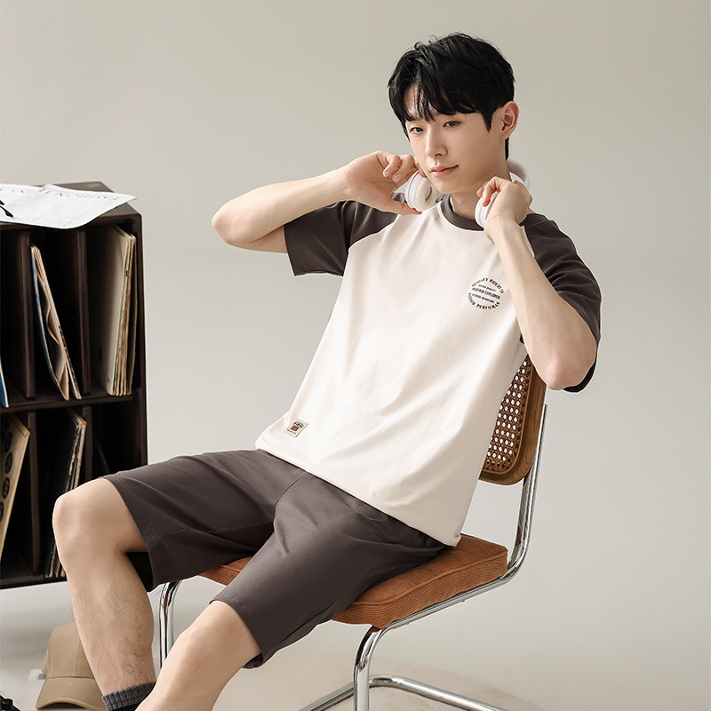 Nuevo pijama de algodón de verano para hombres pantalones cortos de mangas cortas chaqueta de cuello redondo ropa de hogar para hombres casual suelta grande conjunto