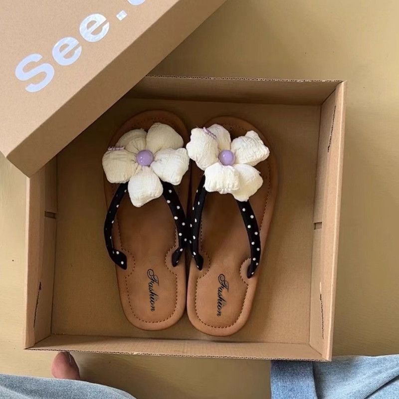 Polka Dot Mary Flower (Black)