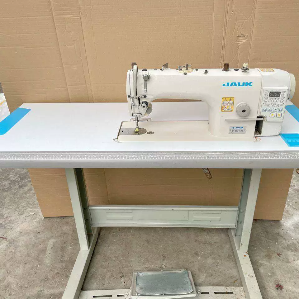 Б/у комплект компьютерных швейных машин, электрическая швейная машина с прямым приводом, бытовая компьютерная швейная машина, доступная для других целей.