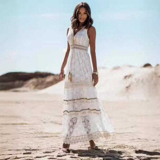 2023 Summer Elegant Bohemian Maxi Dress, a Hot-Selling Women's Clothing Item with Lace Trim and Full Swing