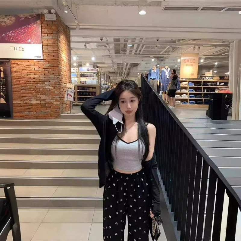 Тонкий кардиган Короткая куртка с камзолом жилет женский осенний костюм с принтом повседневные брюки Соленое платье с набором из трех частей