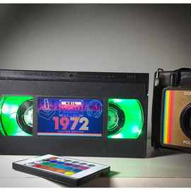 跨境爆款 1972夜灯VHS老式怀旧电影录像带灯创意led灯气氛灯
