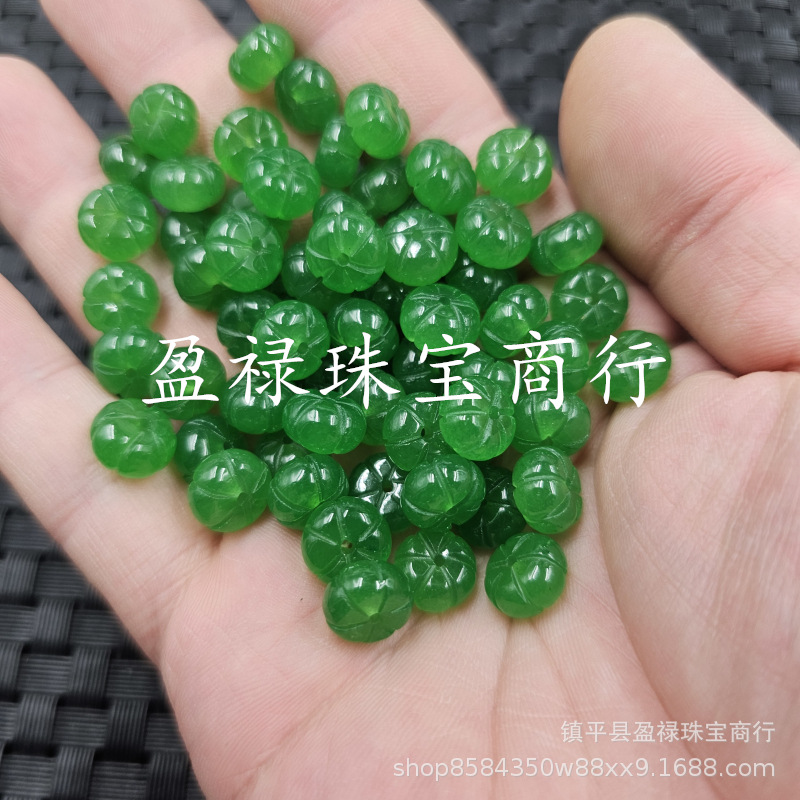 No. 10 green quartzite jade pumpkin beads