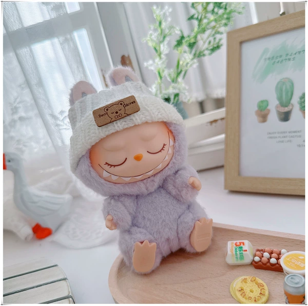 White headband, with little bears