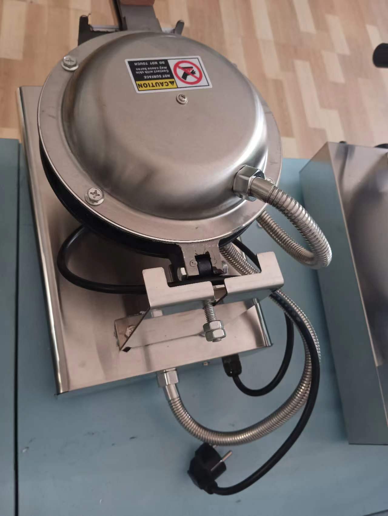 24f58bb561019c6f8d21b336973a08