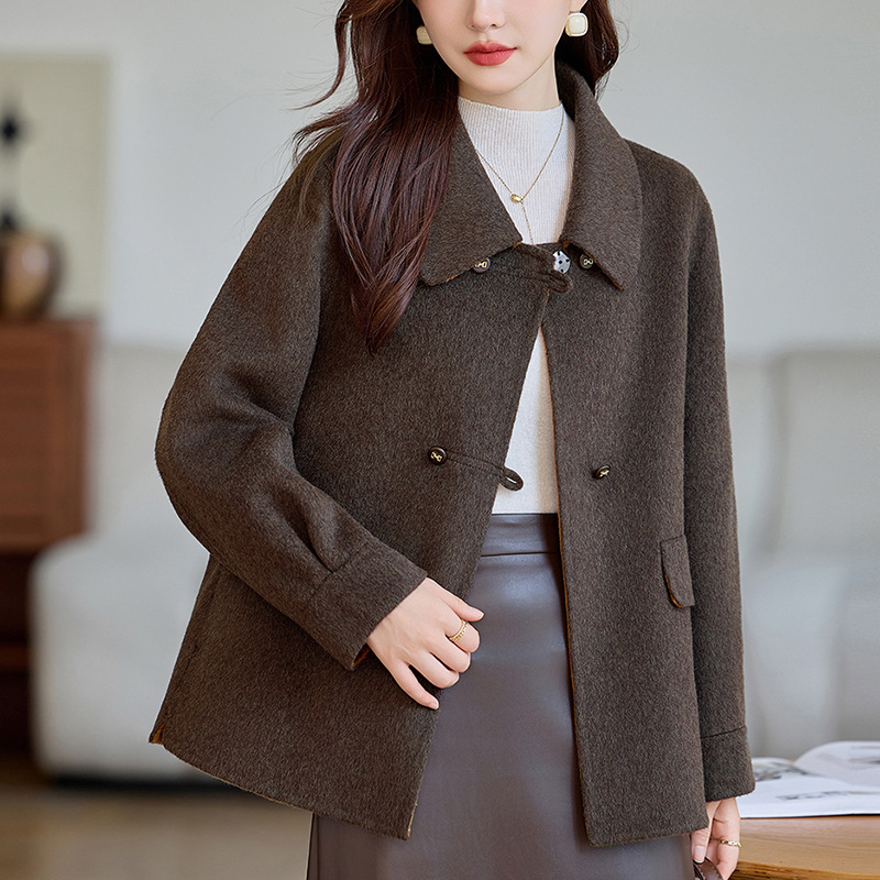 Fashionable Short Double-Sided Wool Outwear for Women 2025 New Autumn and Winter Loose Large Size Foreign Style Age-Reducing Woolen Outwear