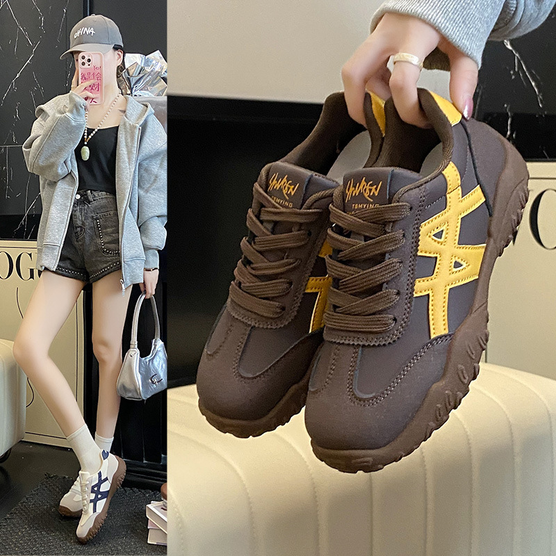 Ins coreano casual zapatos deportivos para mujeres 2025 otoño nuevos estudiantes corren correa zapatos blancos callejeros