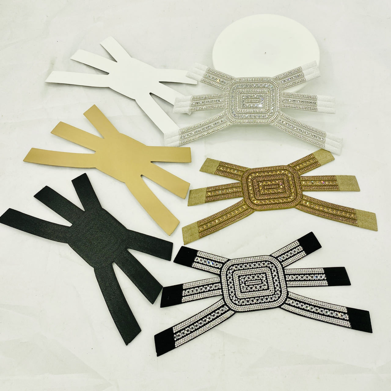 �ӹ������ļ����ƷЬ��Ь�ĸ��ϵ�ѹЬ����Ʒ������ѹЬͷ����