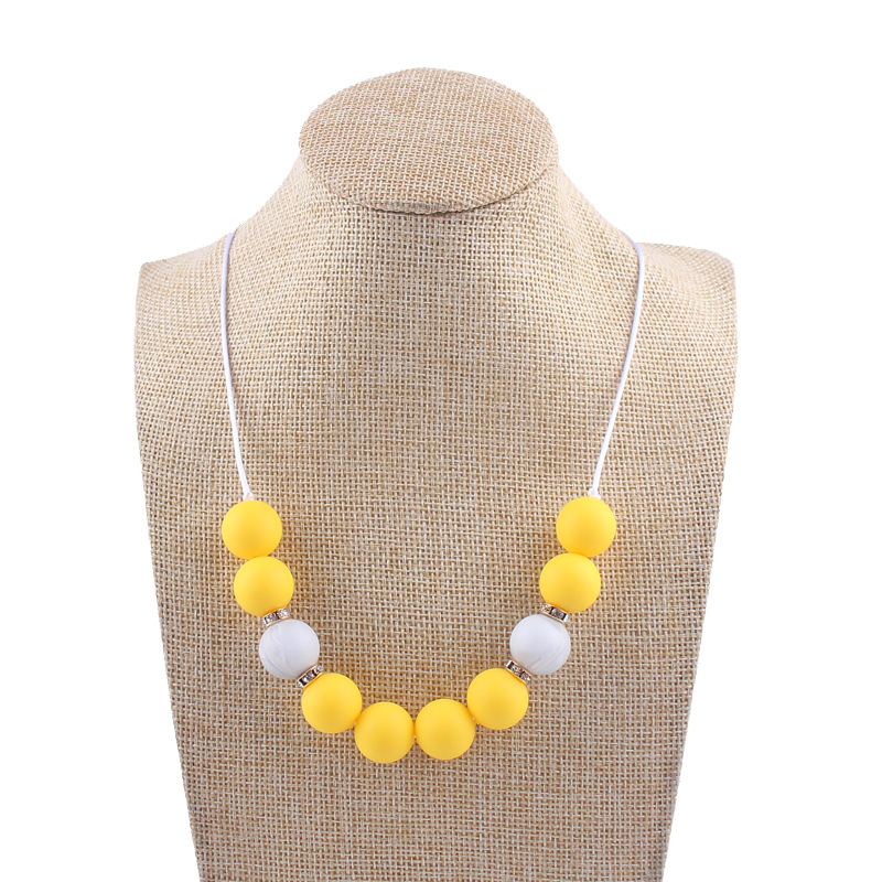 Bebé creativo DIY brillante diamante con cuentas COLLAR COLGANTE contraste color cuentas de silicona molienda palo masticable colgante collar